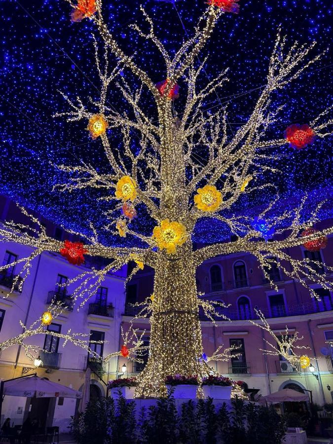 Tiziana'S House Bed & Breakfast Salerno Bagian luar foto